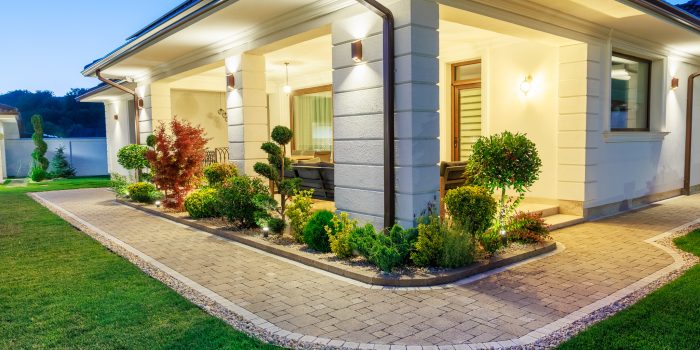 Proiectare și asistență Peisagistică, Amenajare grădină, Amenajare spatii verzi industriale, Rulouri de gazon, Sisteme de irigații profesionale, Iluminat arhitectural pentru grădină, Întreținere spații verzi, Defrisare terenuri, Acoperisuri verzi Proiectare și asistență Peisagistică, Amenajare grădină, Amenajare spatii verzi industriale, Rulouri de gazon, Sisteme de irigații profesionale, Iluminat arhitectural pentru grădină, Întreținere spații verzi, Defrisare terenuri, Acoperisuri verzi