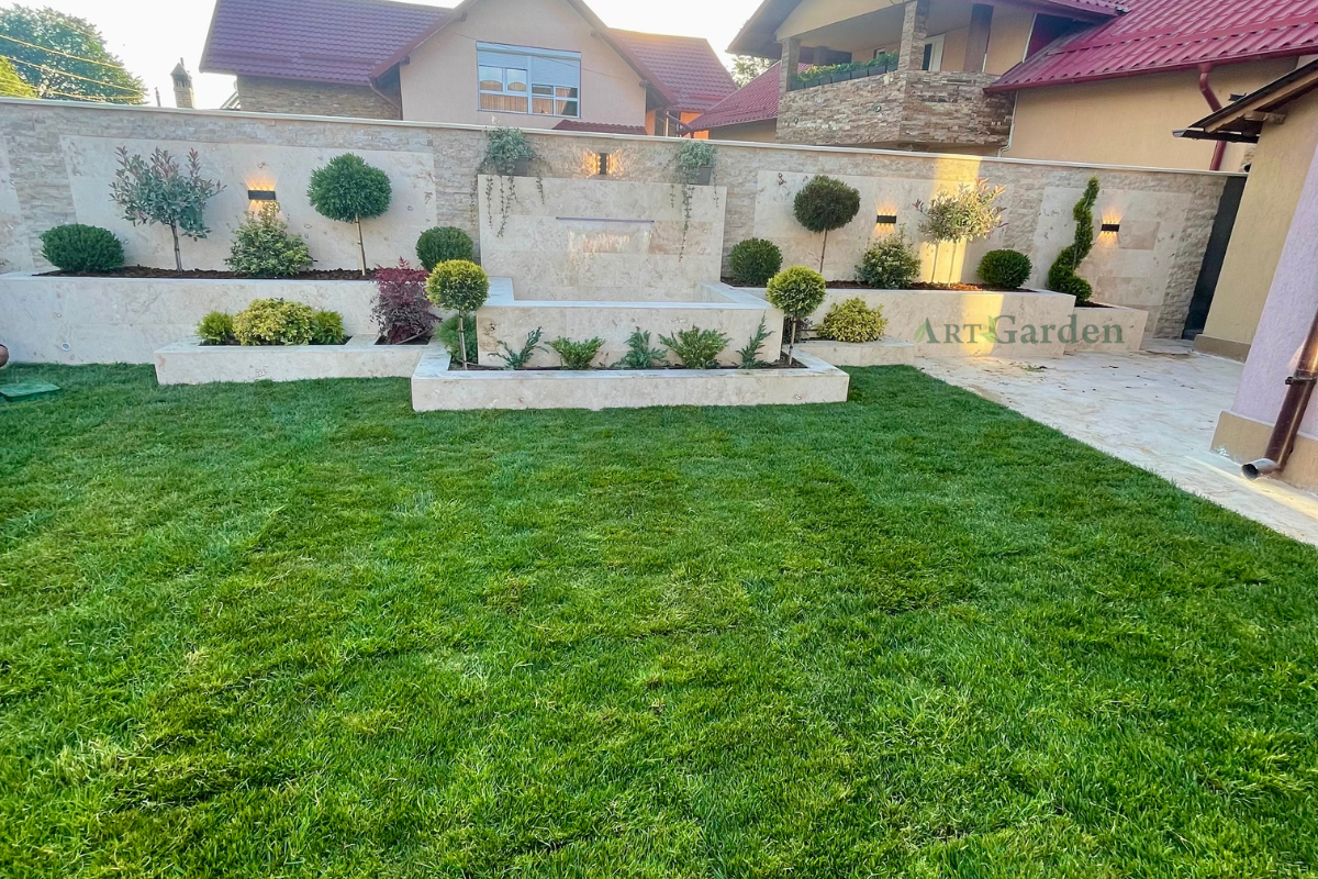 Proiectare și asistență Peisagistică, Amenajare grădină, Amenajare spatii verzi industriale, Rulouri de gazon, Sisteme de irigații profesionale, Iluminat arhitectural pentru grădină, Întreținere spații verzi, Defrisare terenuri, Acoperisuri verzi